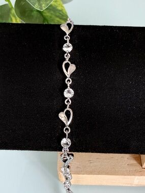 925 Sterling Silver adjustable Heart Link Bracelet with Clear Stones